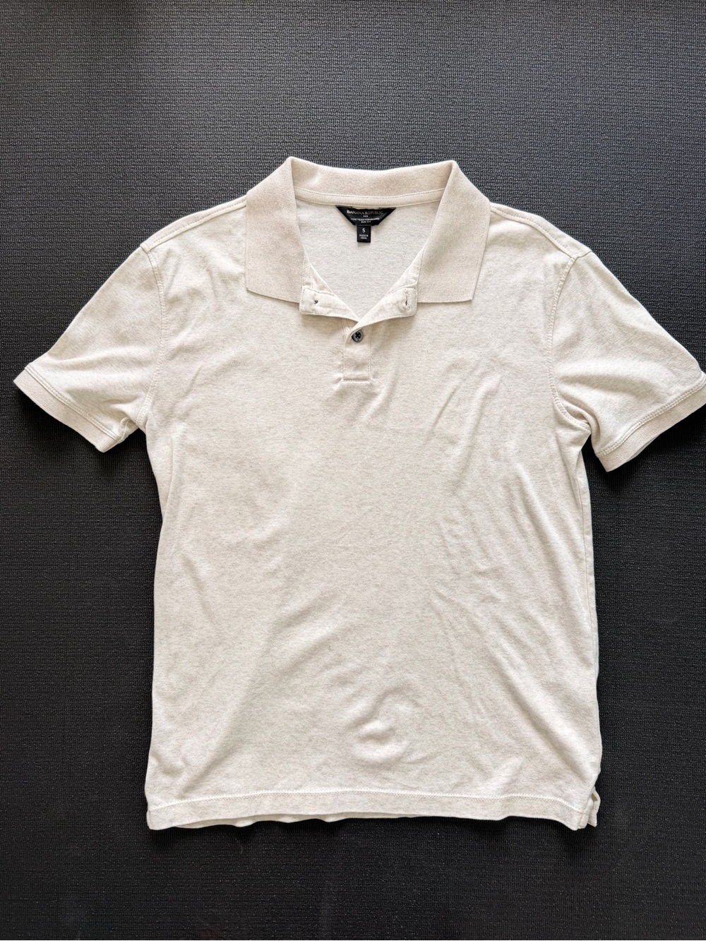 Banana Republic Men’s Light Cream Polo
